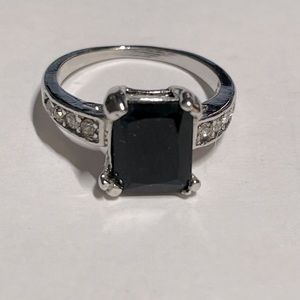New Beautiful Black Onyx Ring Sz 7.5